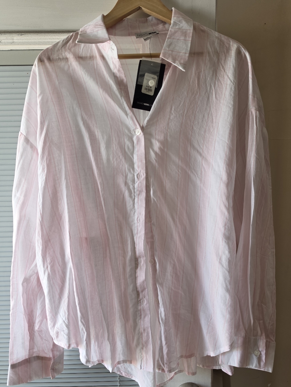 Fashion nova button down long sleeve shirt size M   NWT